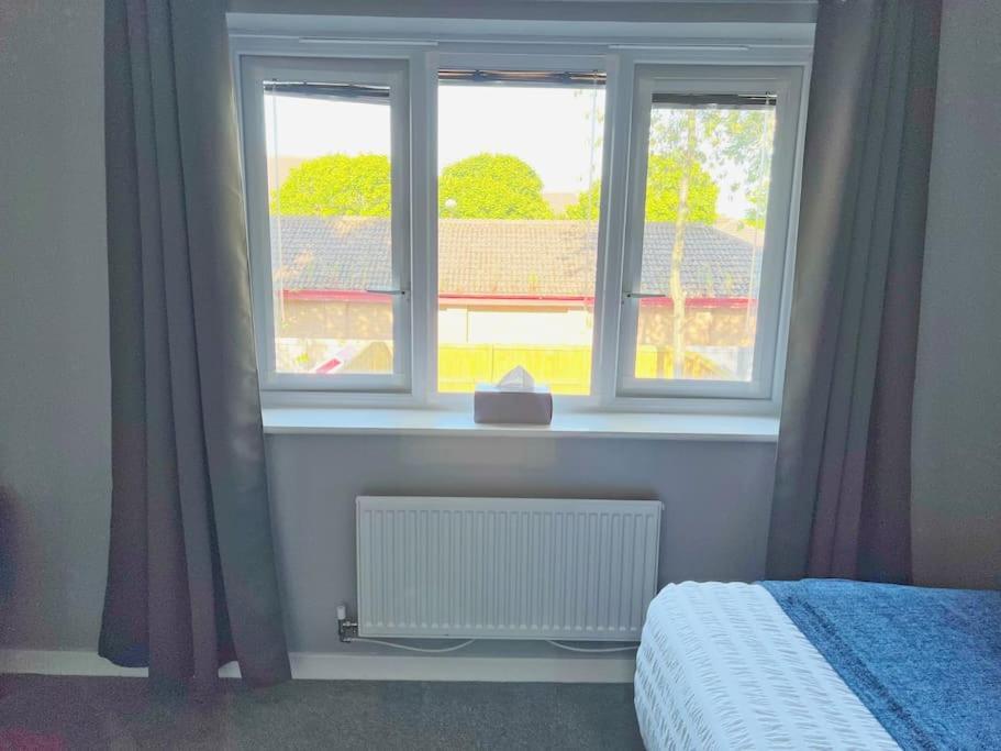 فيلا Comfy Modern 3Br Semi Detached 400Mb Wifi Free Double Parking نيوكاسل أبون تاين المظهر الخارجي الصورة